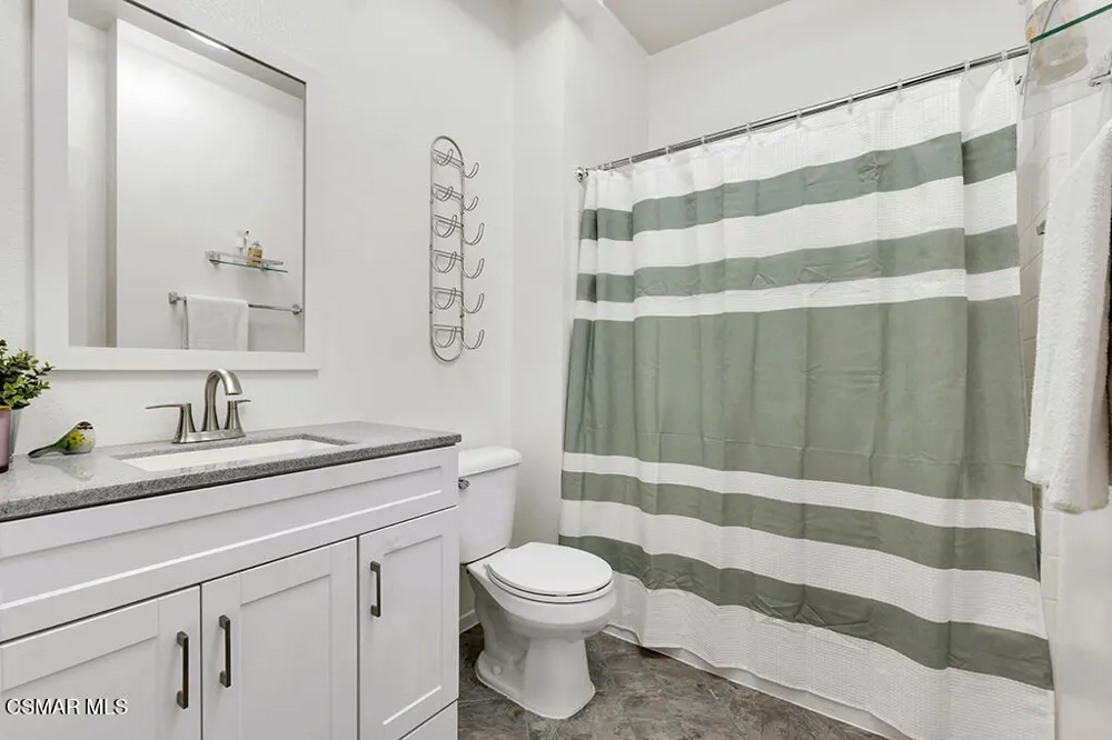 11688 Quailcreek Court Moorpark, CA 93021