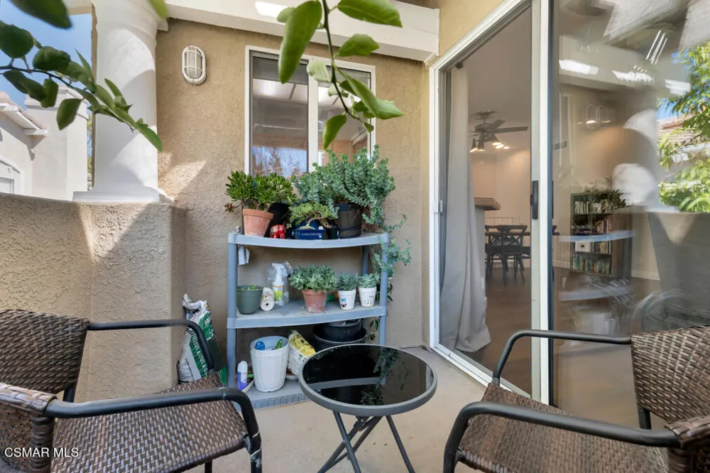 11688 Quailcreek Court Moorpark, CA 93021