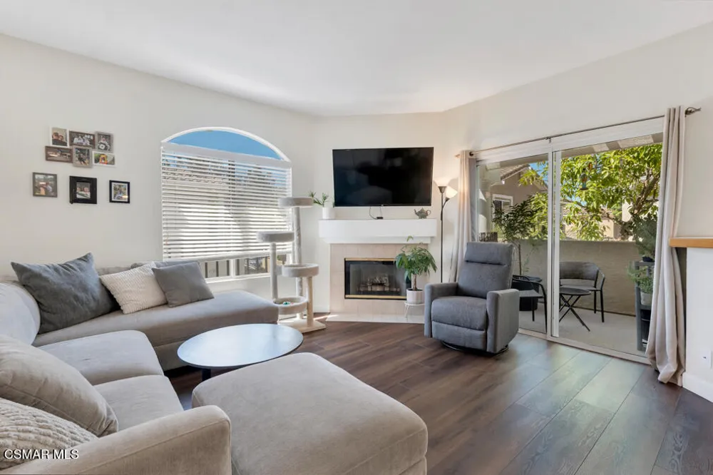 11688 Quailcreek Court Moorpark, CA 93021