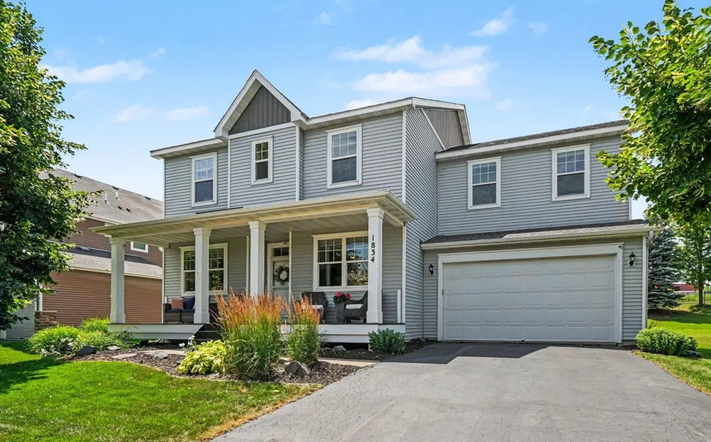 1834 Spring Creek Drive Carver, MN 55315