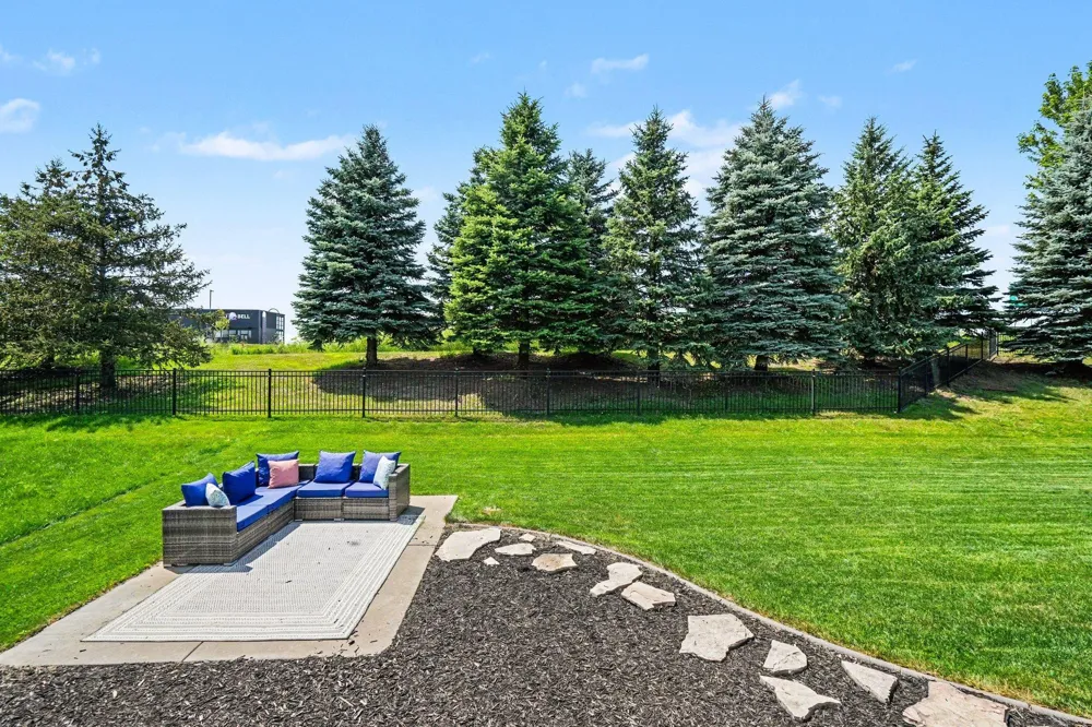 1834 Spring Creek Drive Carver, MN 55315