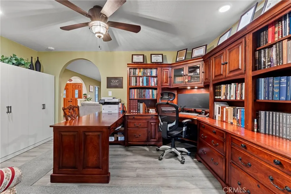 7601 Dogwood Avenue Rosamond, CA 93560
