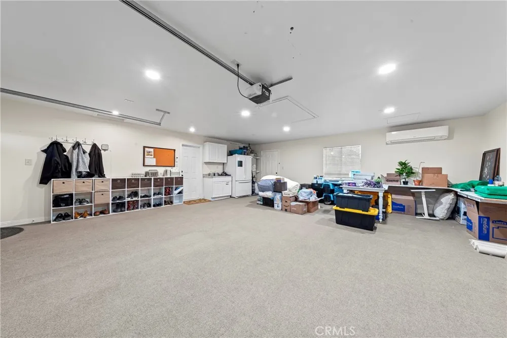 7601 Dogwood Avenue Rosamond, CA 93560