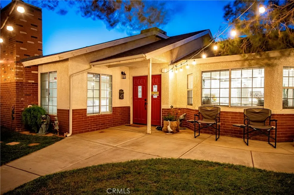 7601 Dogwood Avenue Rosamond, CA 93560