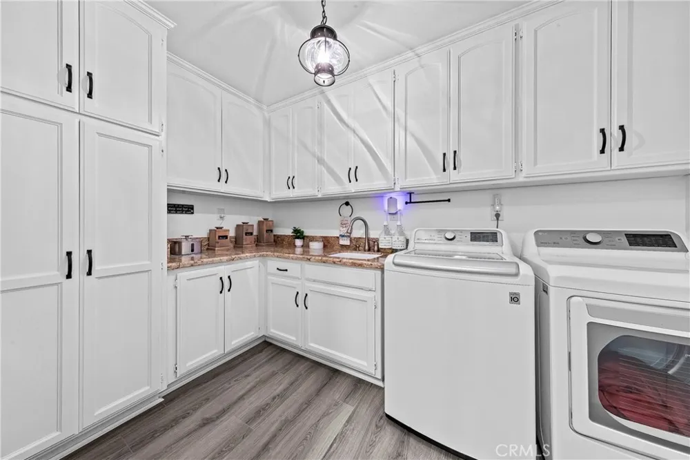 7601 Dogwood Avenue Rosamond, CA 93560