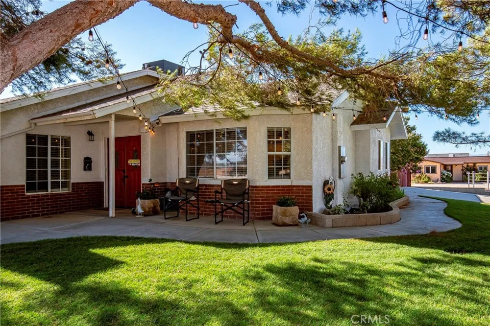 7601 Dogwood Avenue Rosamond, CA 93560