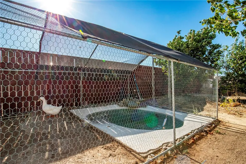 7601 Dogwood Avenue Rosamond, CA 93560