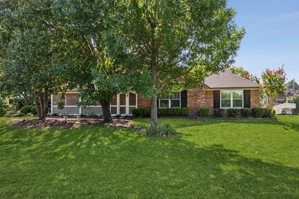 1980 Winningkoff Road Lucas, TX 75002