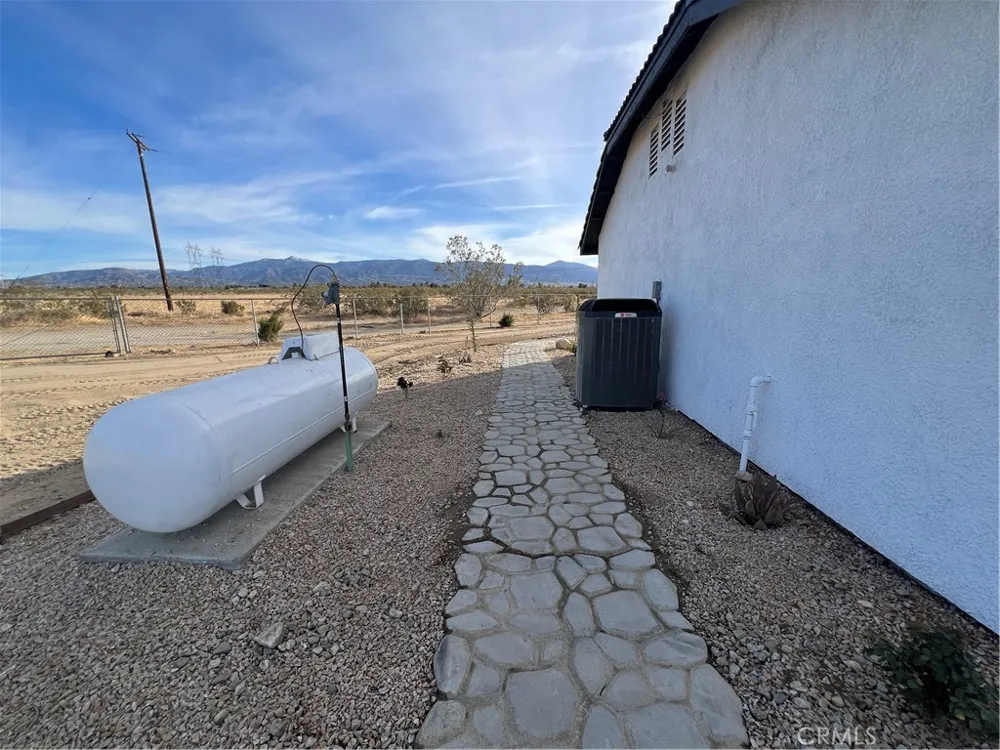 12911 Corton St Phelan, CA 92371