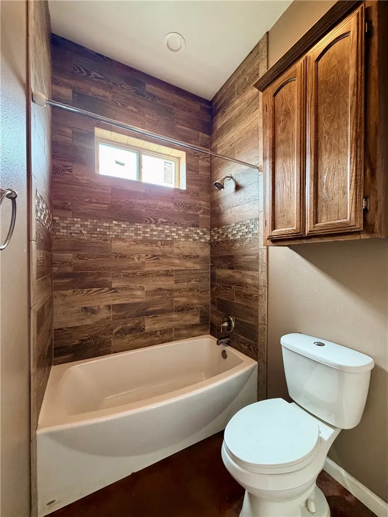 270 County Road 1044 Kingsville, TX 78363