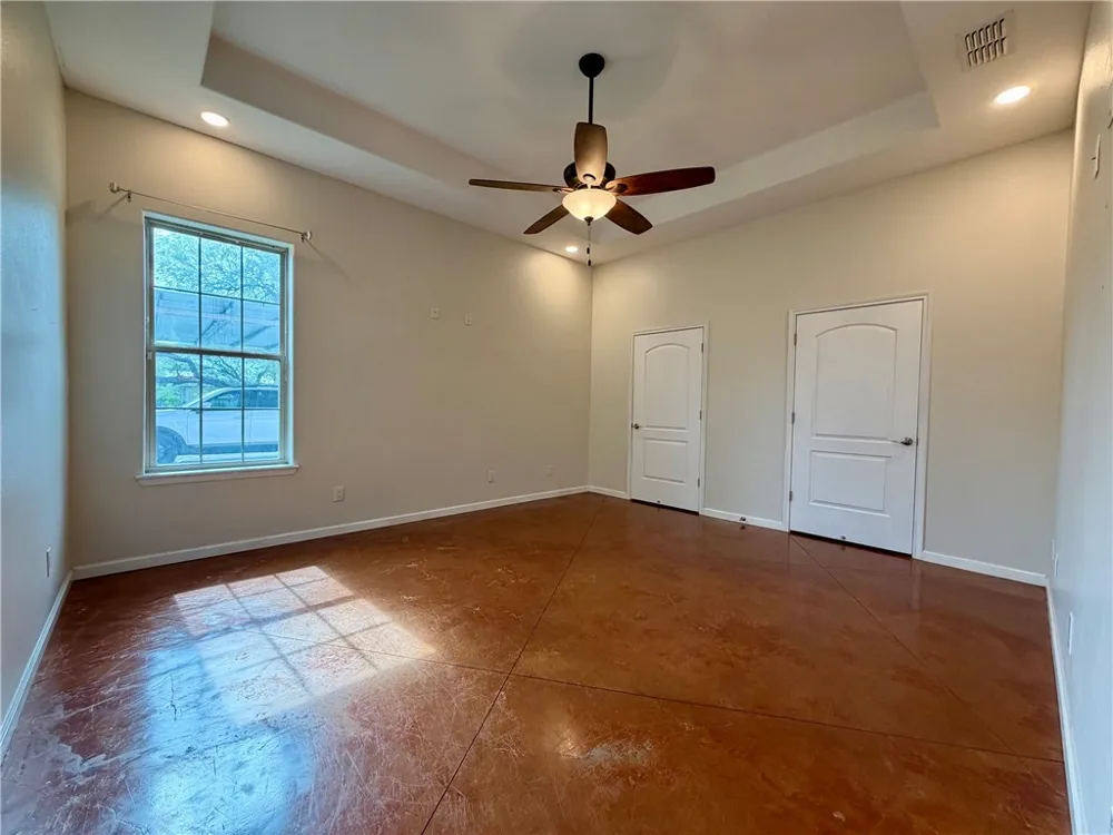 270 County Road 1044 Kingsville, TX 78363