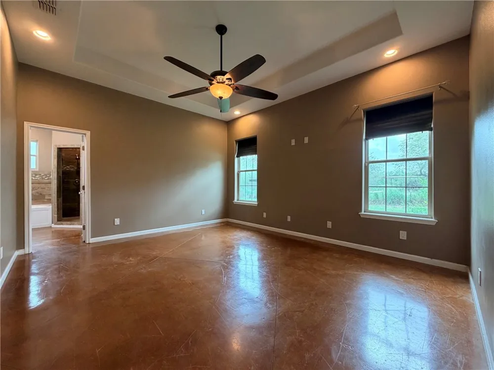 270 County Road 1044 Kingsville, TX 78363