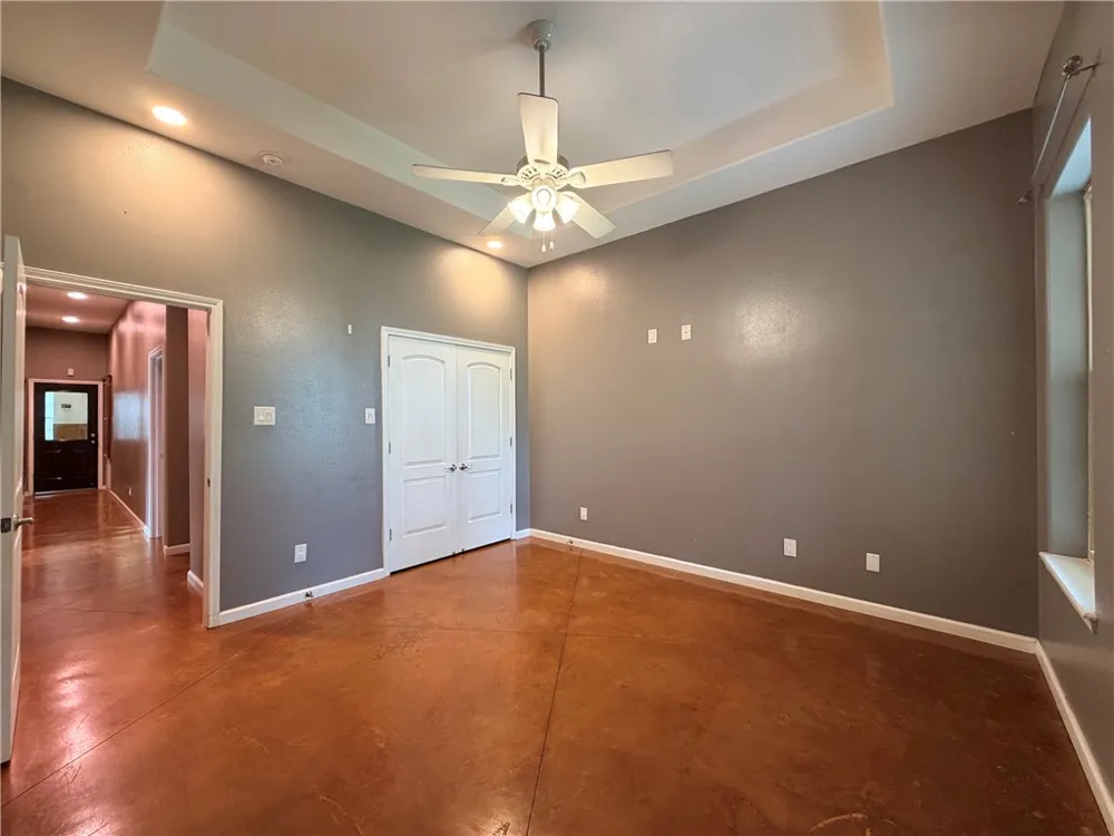 270 County Road 1044 Kingsville, TX 78363