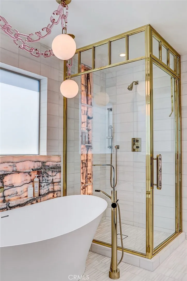 2417 Crest Manhattan Beach, CA 90266