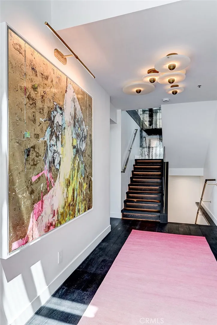 2417 Crest Manhattan Beach, CA 90266