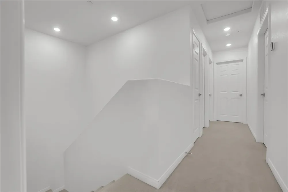 3909 E Carmel Privado Ontario, CA 91761