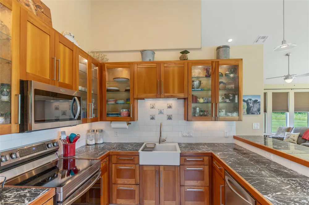 253 County Road 2412 Pickton, TX 75471