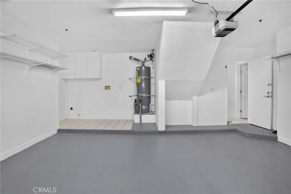 8828 Burnet Ave #9 North Hills, CA 91343