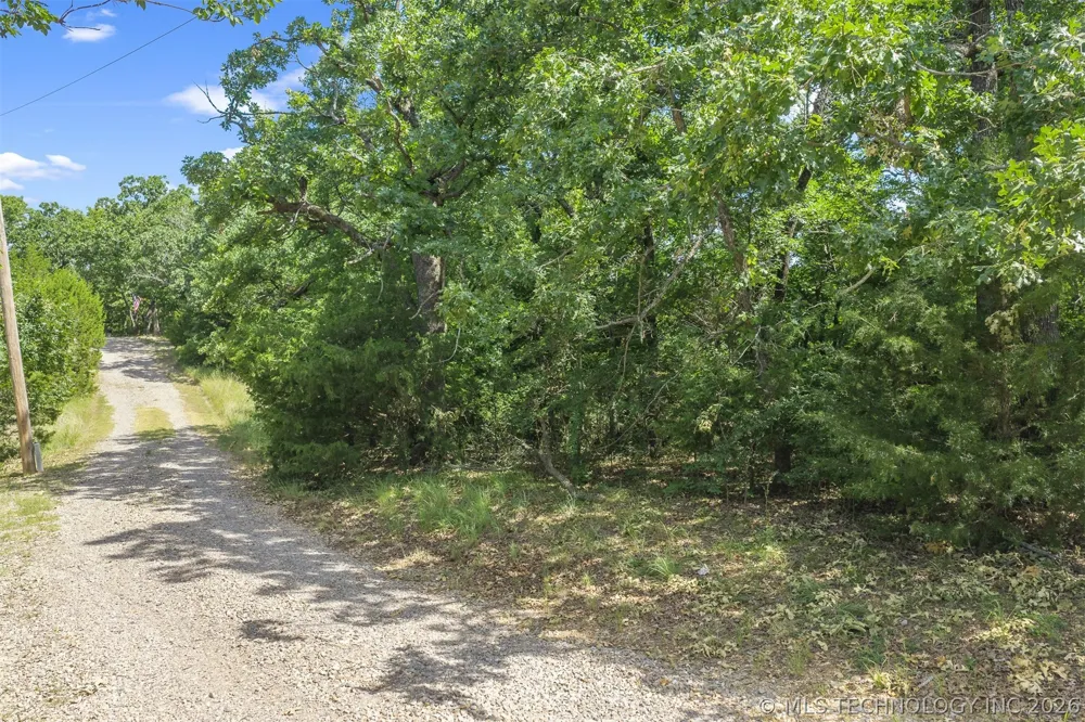11 Hickory Hill Drive Sulphur, OK 73086