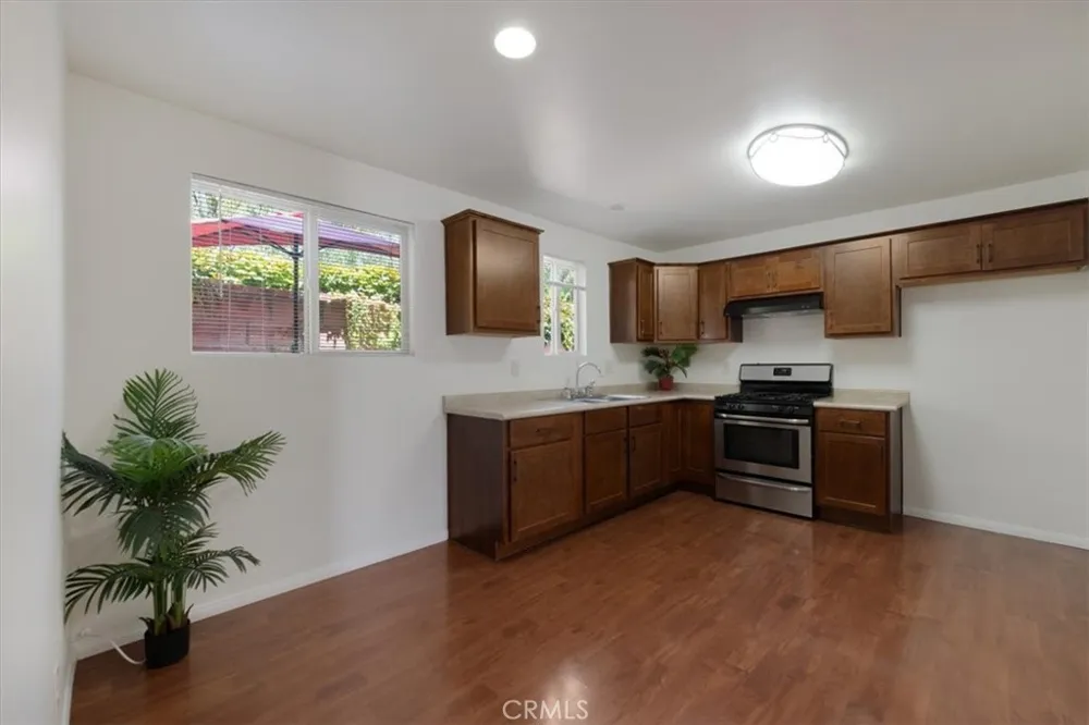 22521 Victory Boulevard #B West Hills, CA 91307
