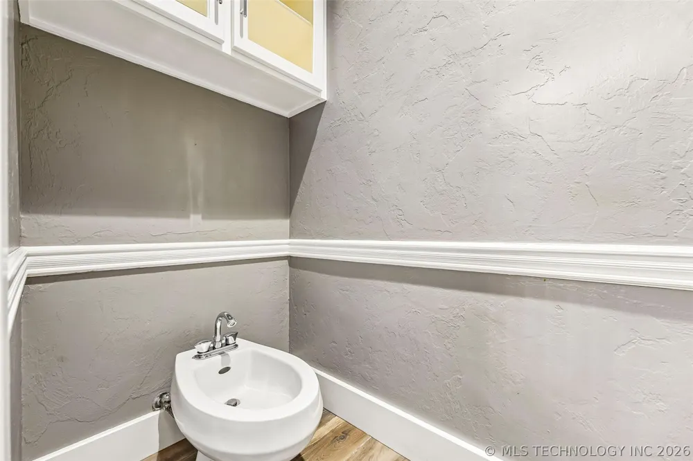14813 Hollyhock Drive Oklahoma City, OK 73142