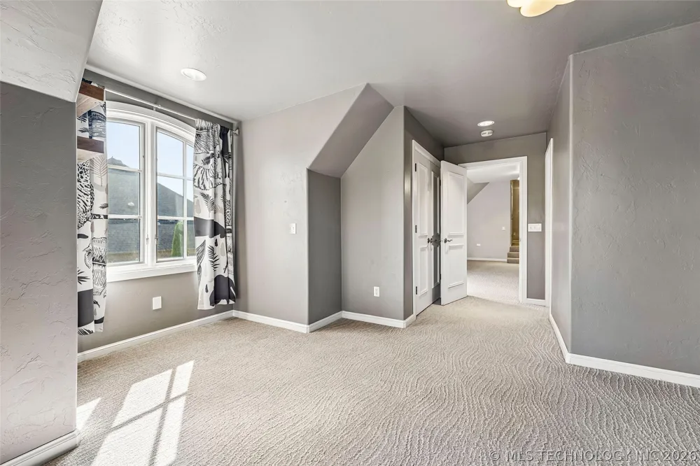 14813 Hollyhock Drive Oklahoma City, OK 73142