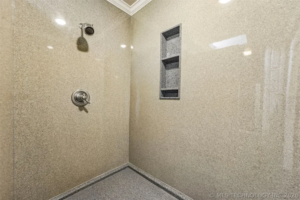 14813 Hollyhock Drive Oklahoma City, OK 73142