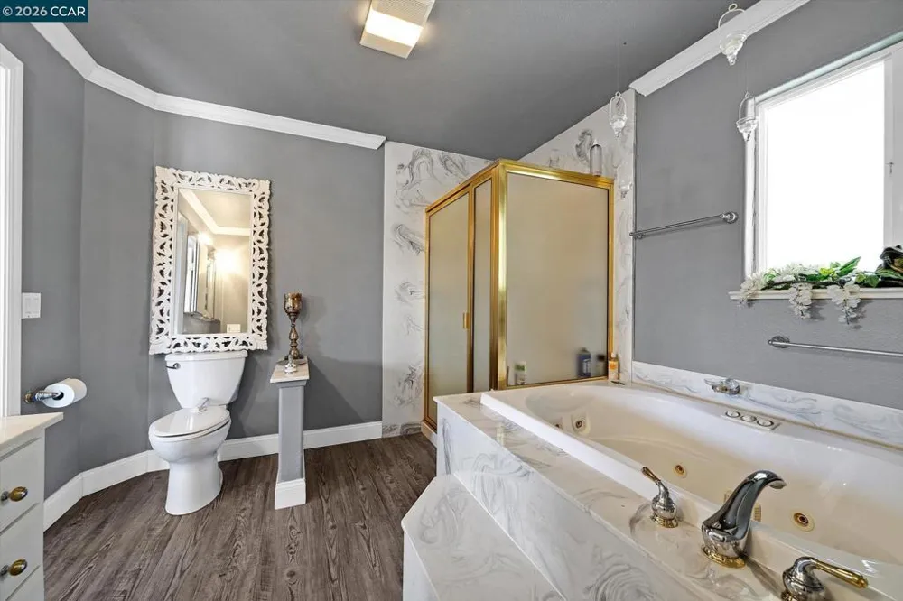 552 Redwood Dr Vacaville, CA 95687