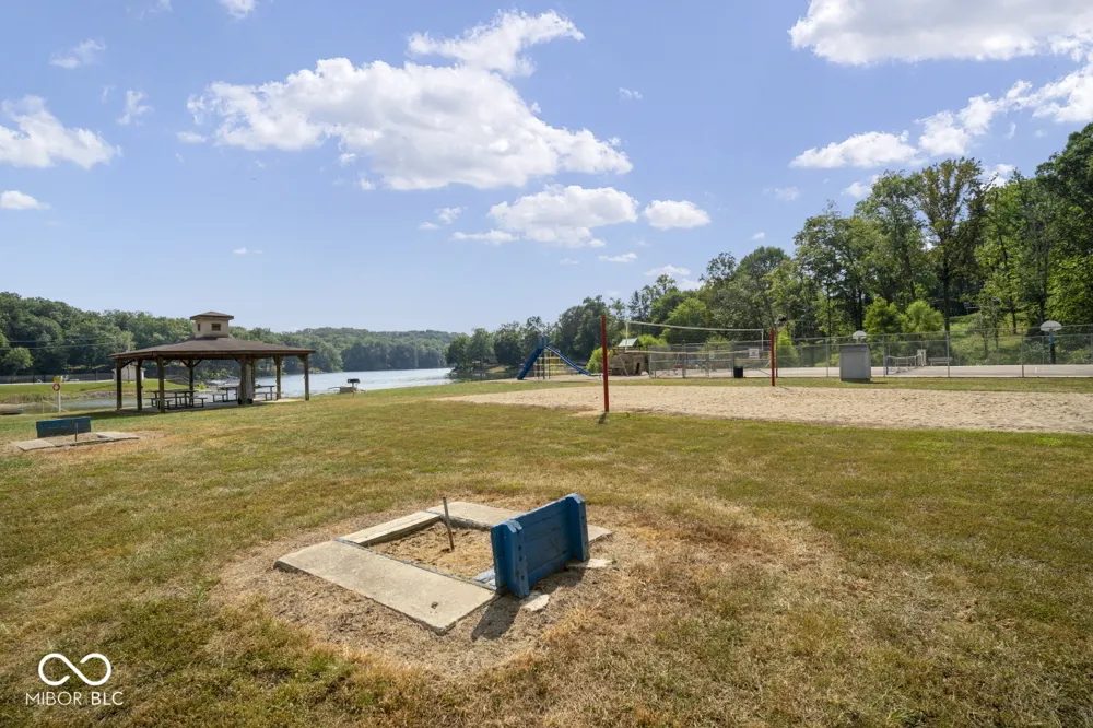 4218 E Lakeview Drive Martinsville, IN 46151