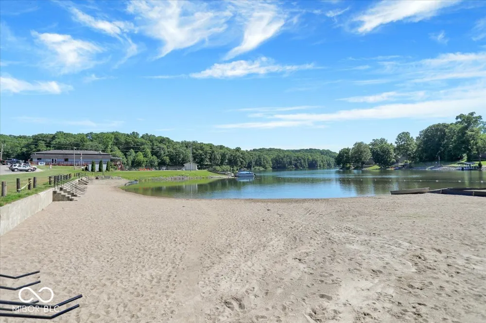 4218 E Lakeview Drive Martinsville, IN 46151