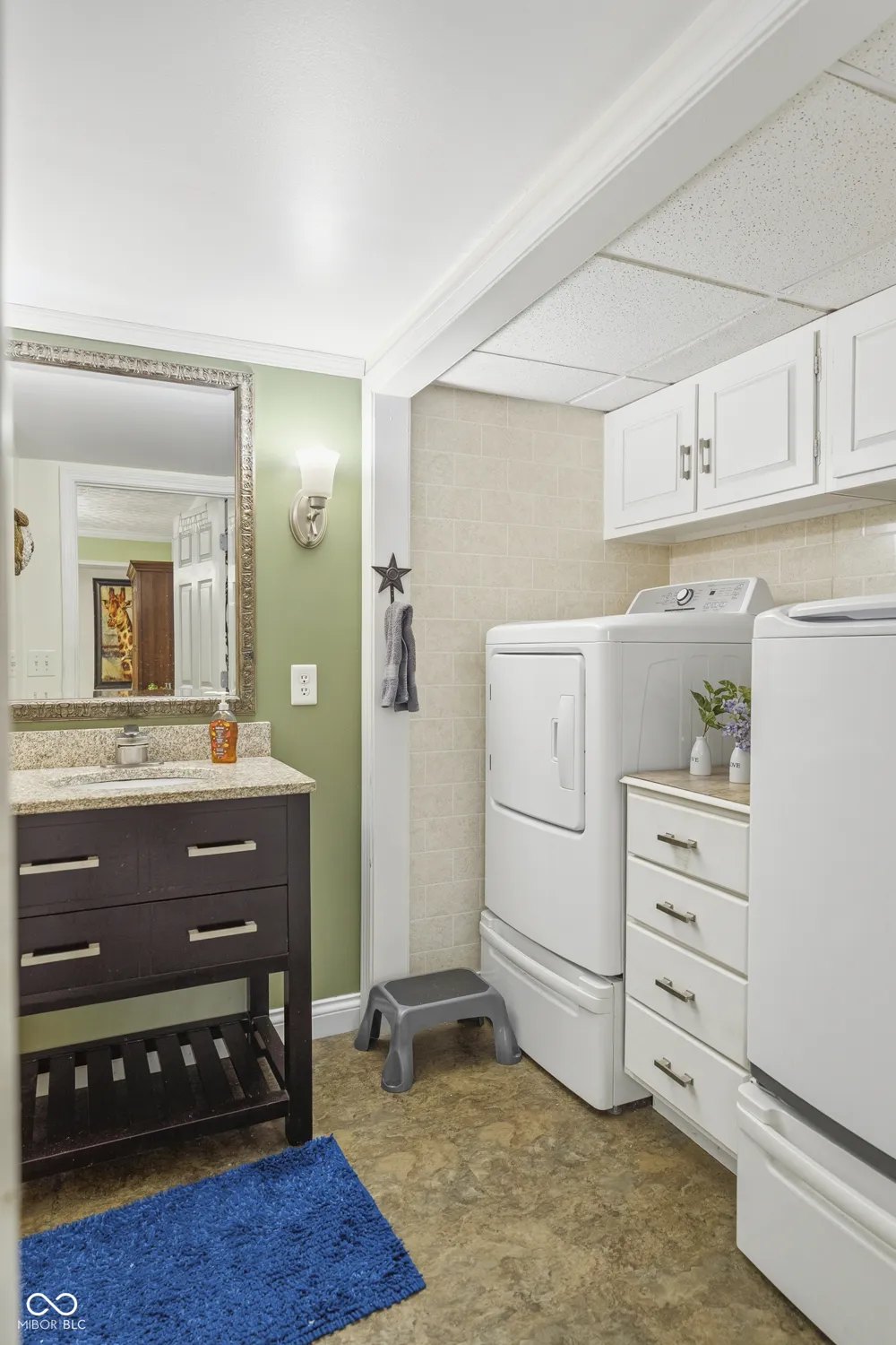 4218 E Lakeview Drive Martinsville, IN 46151
