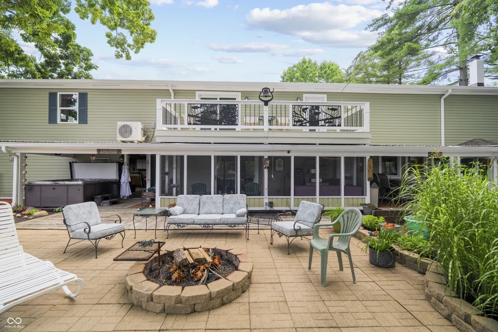 4218 E Lakeview Drive Martinsville, IN 46151