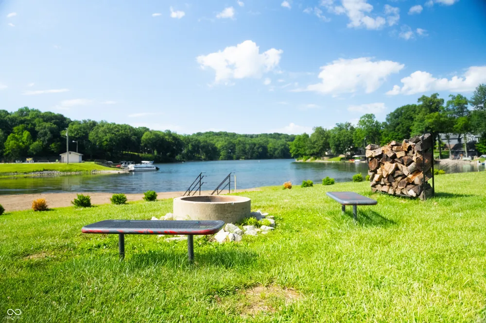 4218 E Lakeview Drive Martinsville, IN 46151