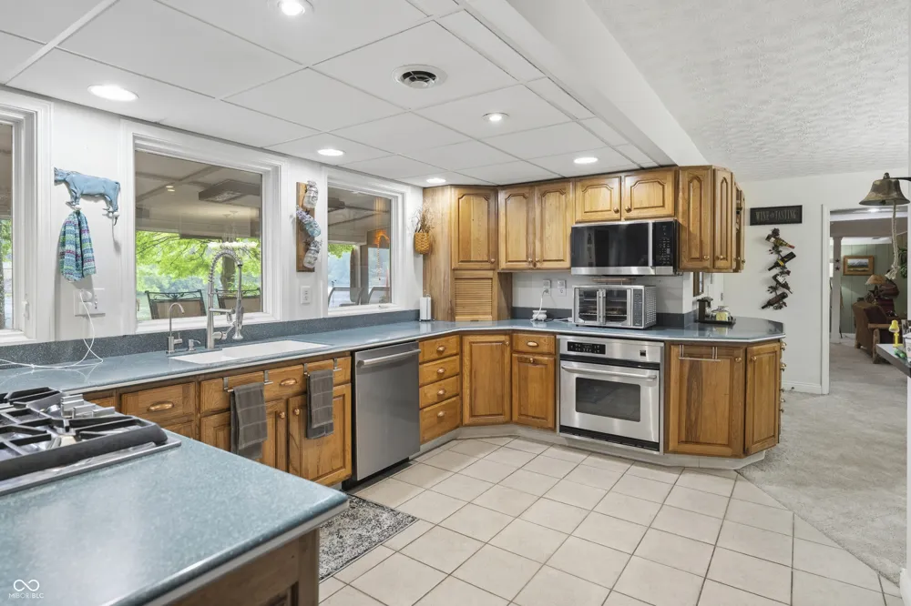 4218 E Lakeview Drive Martinsville, IN 46151