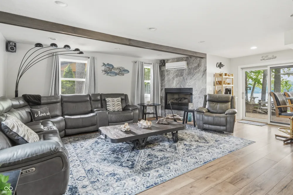 4218 E Lakeview Drive Martinsville, IN 46151