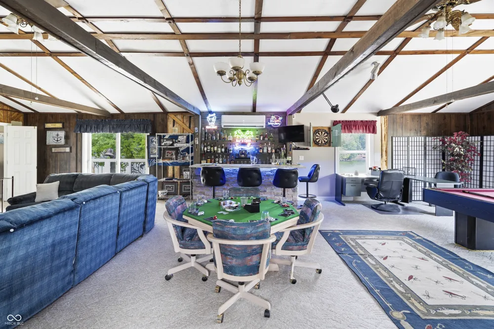 4218 E Lakeview Drive Martinsville, IN 46151