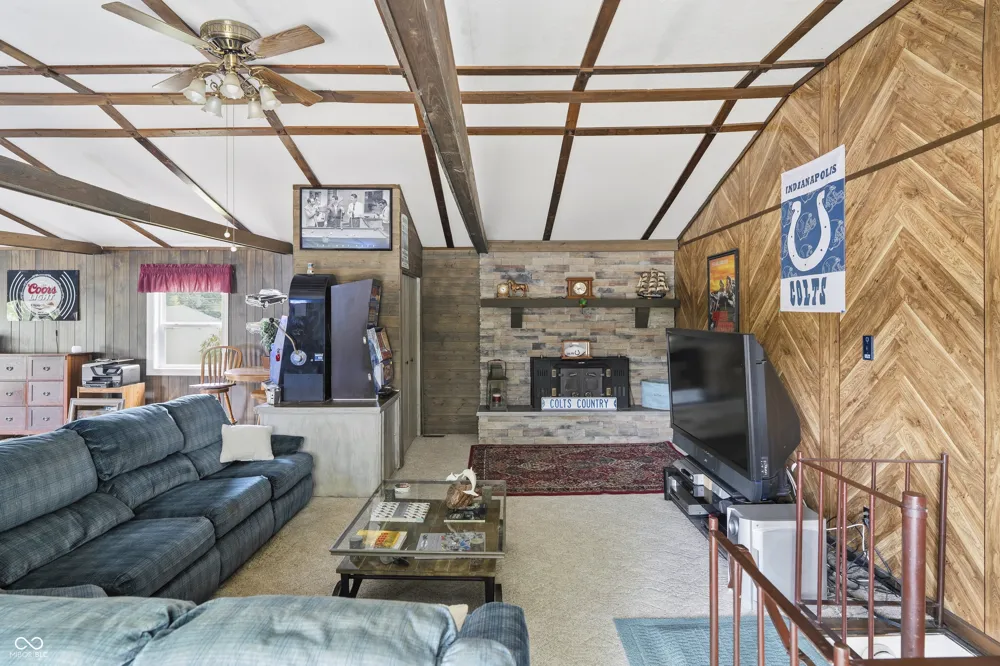4218 E Lakeview Drive Martinsville, IN 46151
