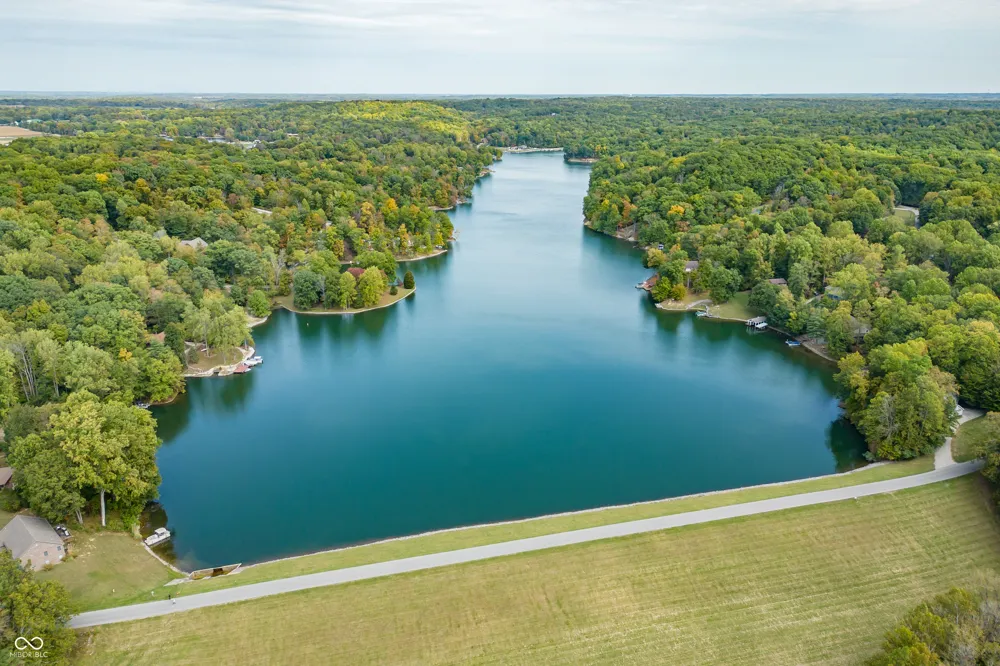 4218 E Lakeview Drive Martinsville, IN 46151