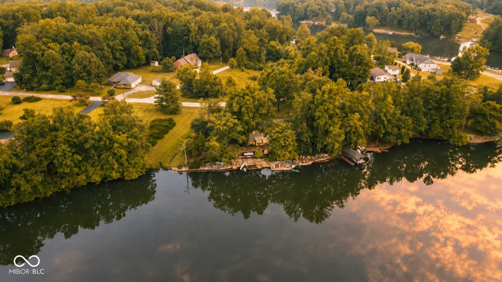 4218 E Lakeview Drive Martinsville, IN 46151