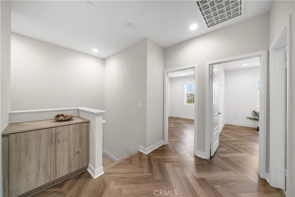 4016 E Peony Paseo unit #4 Ontario, CA 91761