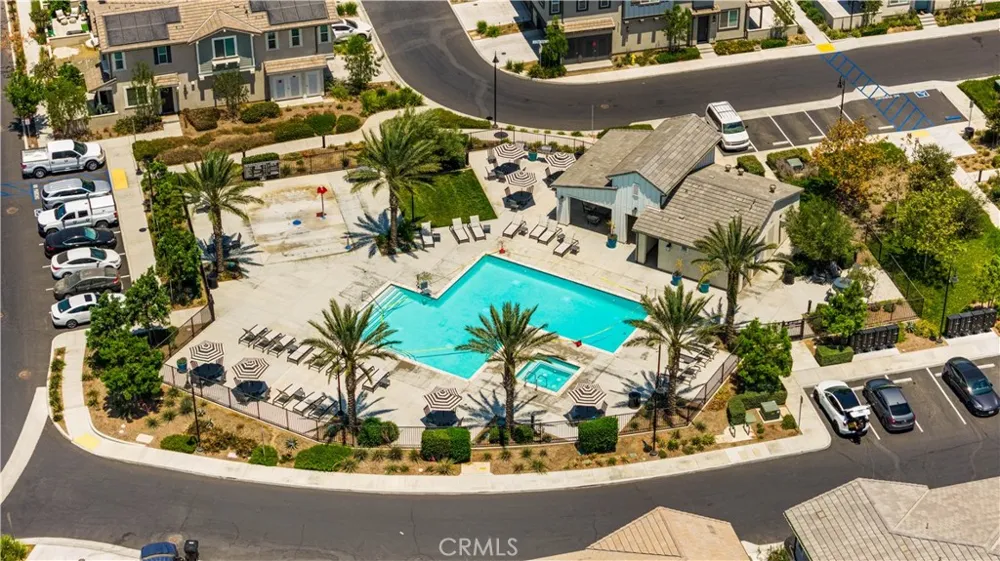 4016 E Peony Paseo unit #4 Ontario, CA 91761