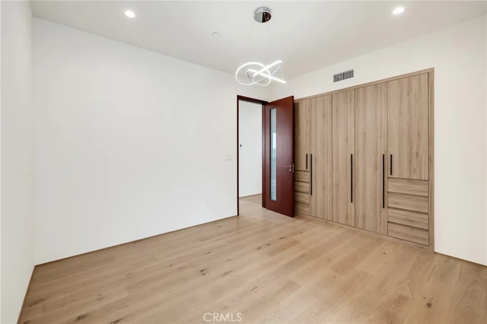2413 CURTIS AVENUE #B Redondo Beach, CA 90278