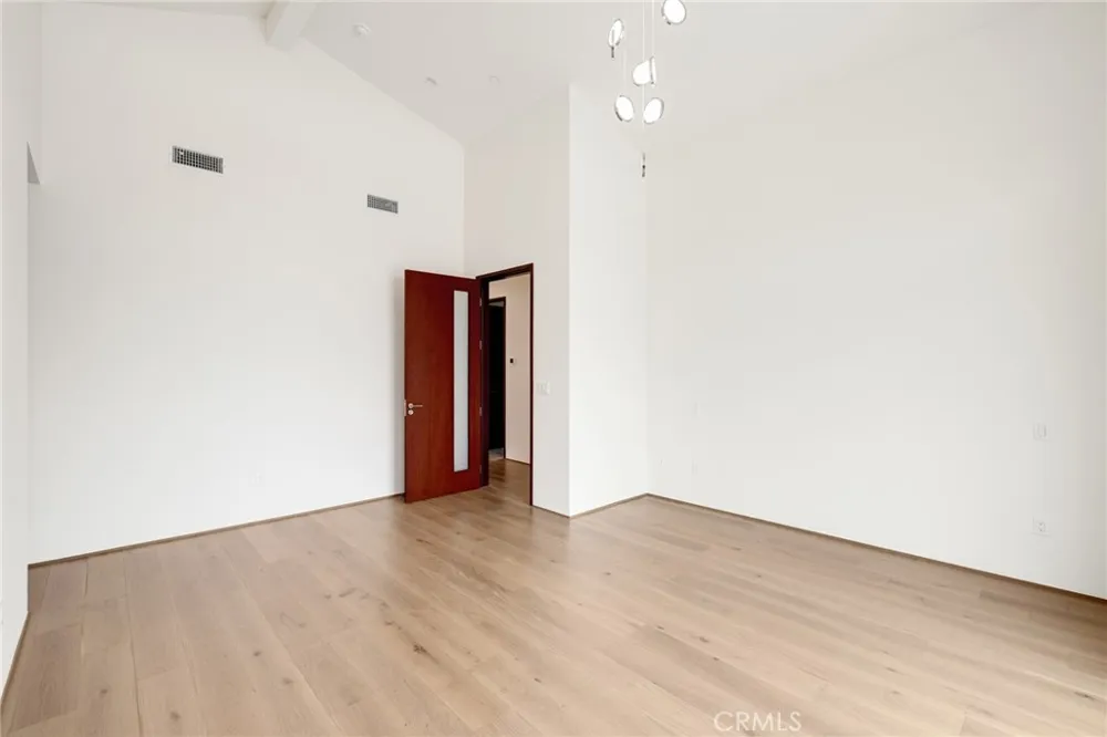 2413 CURTIS AVENUE #B Redondo Beach, CA 90278
