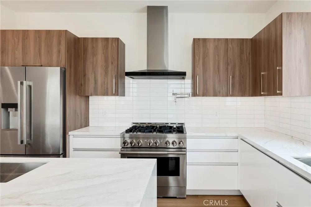 2413 CURTIS AVENUE #B Redondo Beach, CA 90278