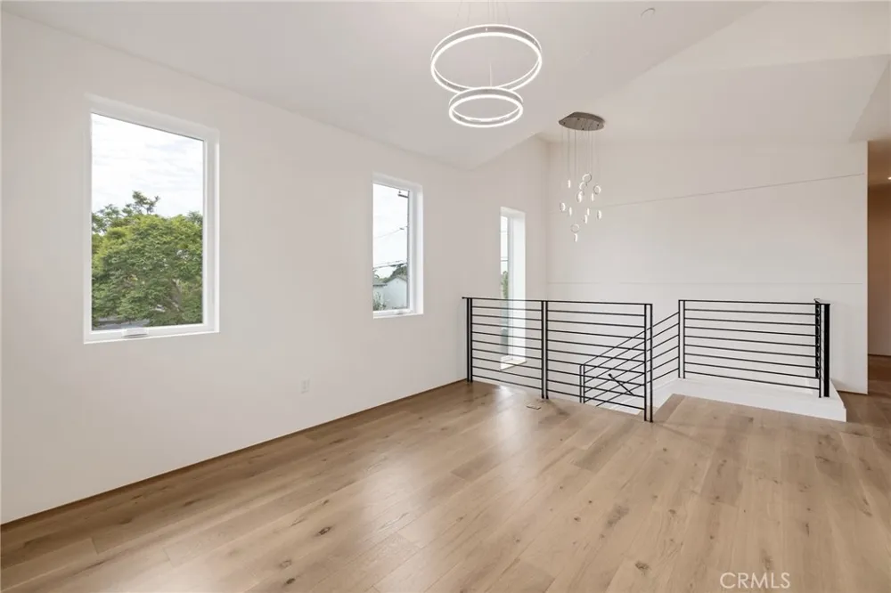 2413 CURTIS AVENUE #B Redondo Beach, CA 90278