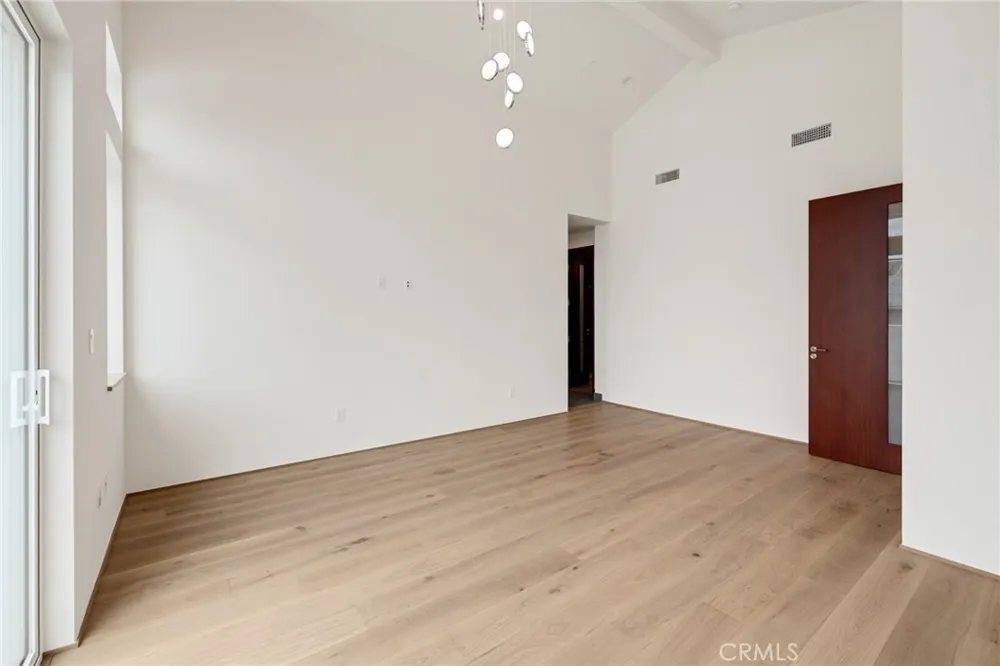 2413 CURTIS AVENUE #B Redondo Beach, CA 90278