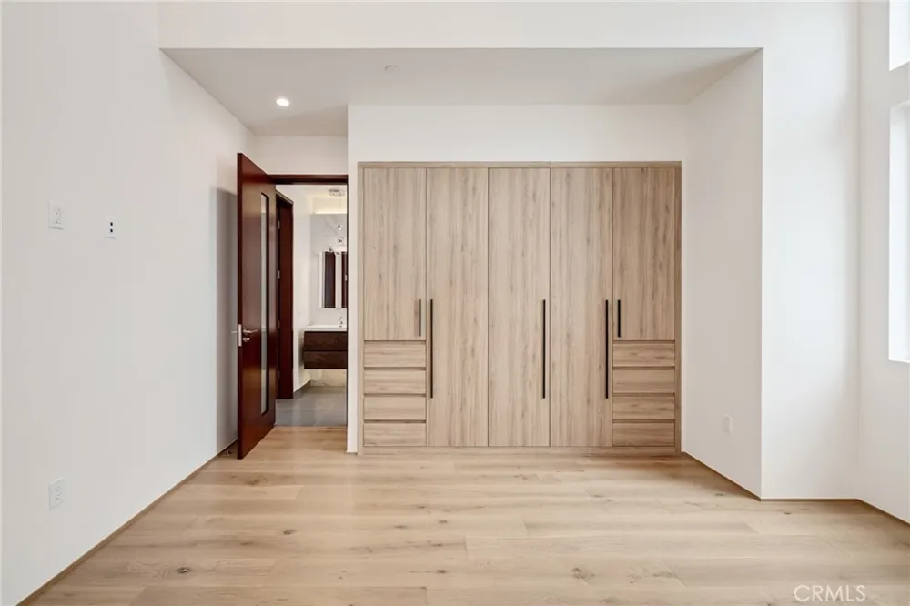 2413 CURTIS AVENUE #B Redondo Beach, CA 90278