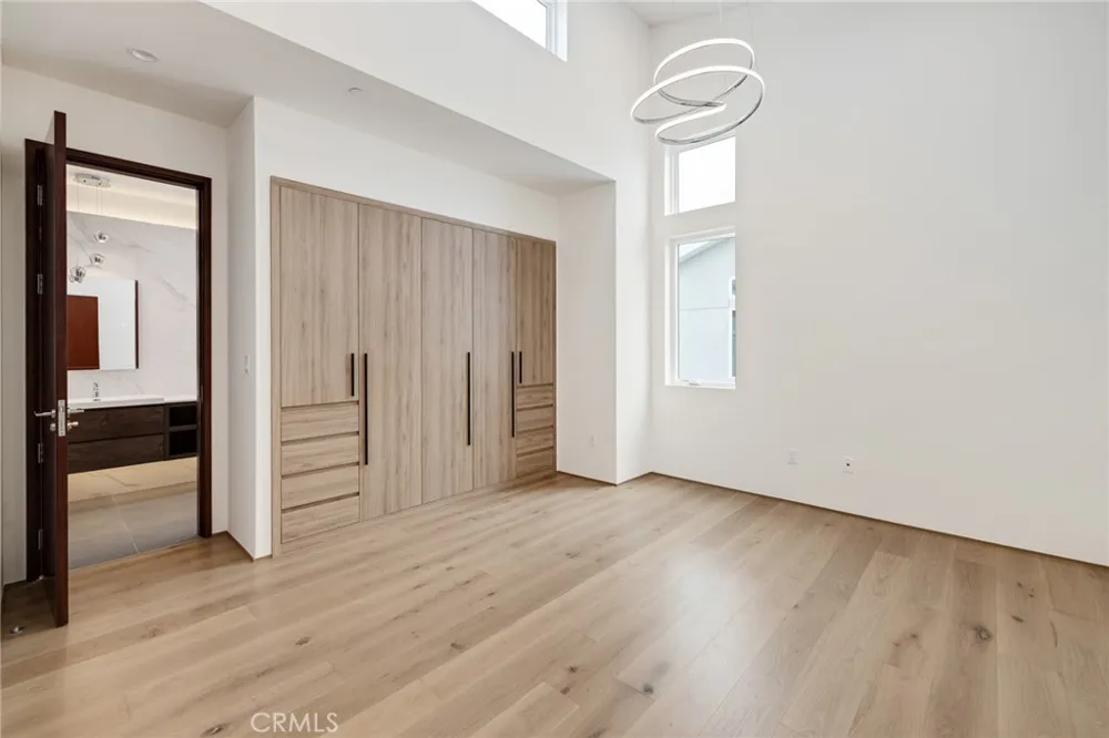 2413 CURTIS AVENUE #B Redondo Beach, CA 90278