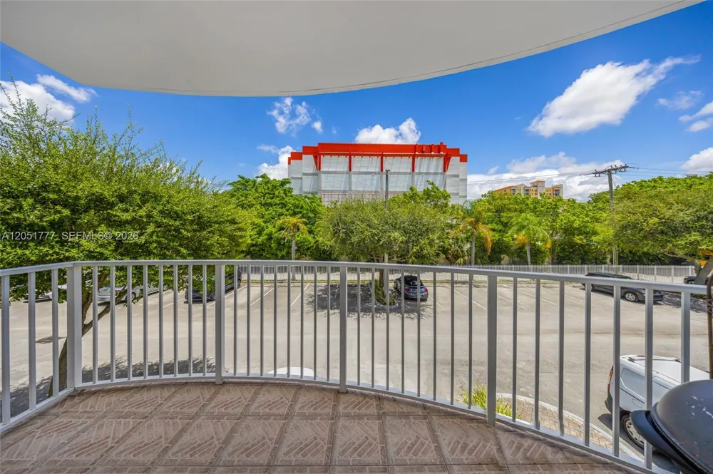 1555 Treasure Dr #207 North Bay Village, FL 33141