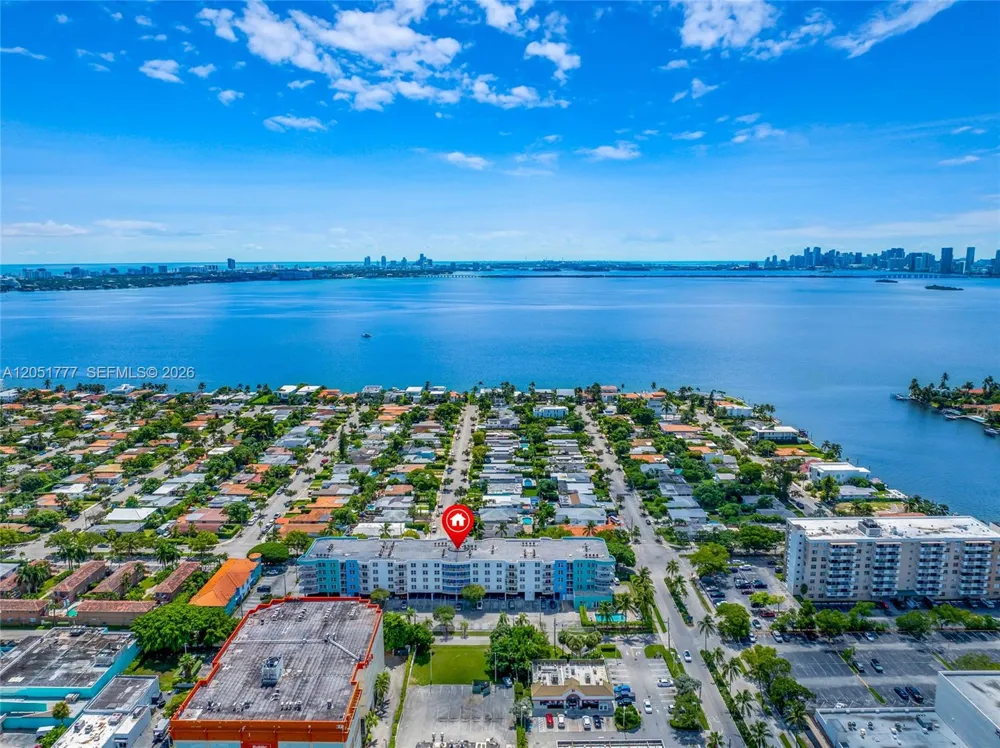 1555 Treasure Dr #207 North Bay Village, FL 33141